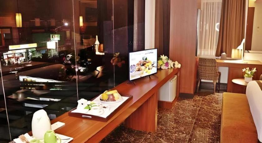 Atrium Premiere Cilacap Eksteriør bilde