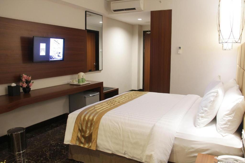 Atrium Premiere Cilacap Eksteriør bilde