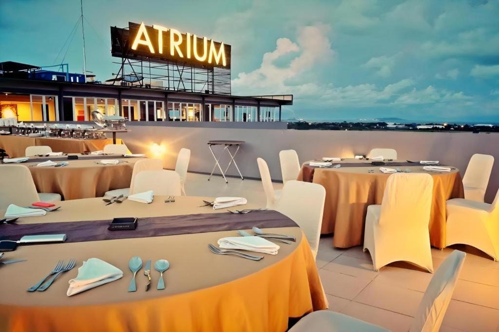 Atrium Premiere Cilacap Eksteriør bilde
