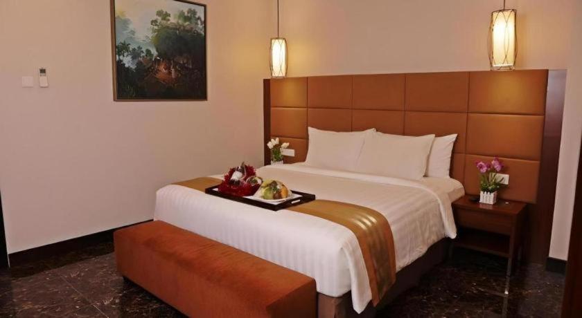 Atrium Premiere Cilacap Eksteriør bilde