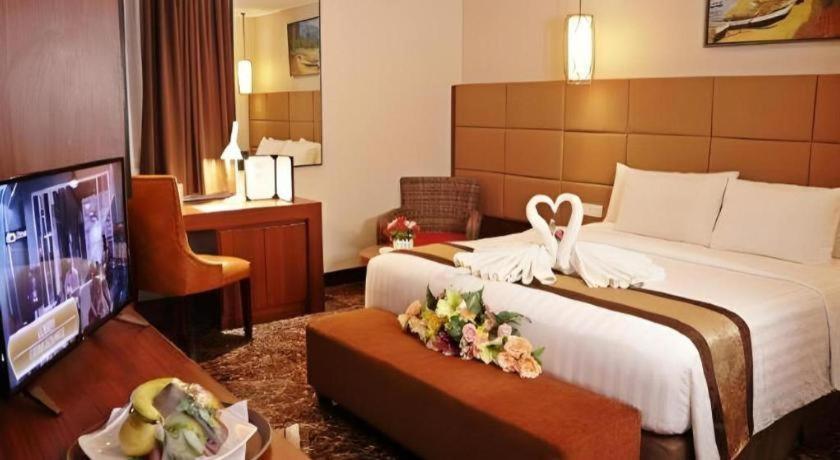 Atrium Premiere Cilacap Eksteriør bilde