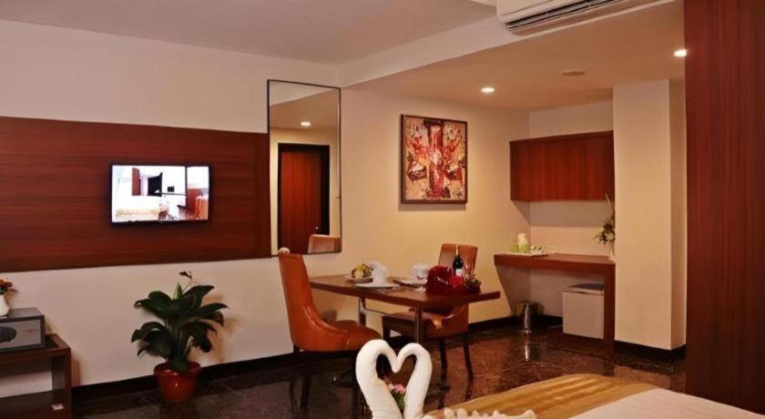Atrium Premiere Cilacap Eksteriør bilde