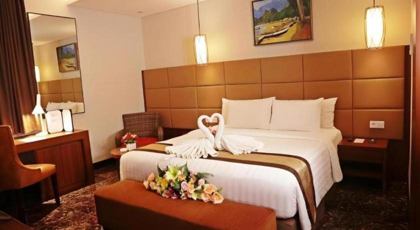 Atrium Premiere Cilacap Eksteriør bilde